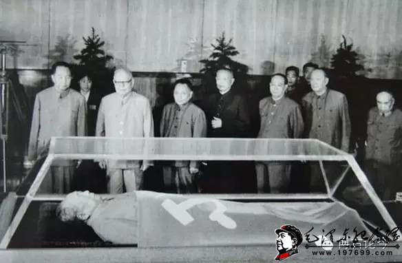 毛泽东逝世之前的绝密任务 毛泽东逝世之前的绝密任务